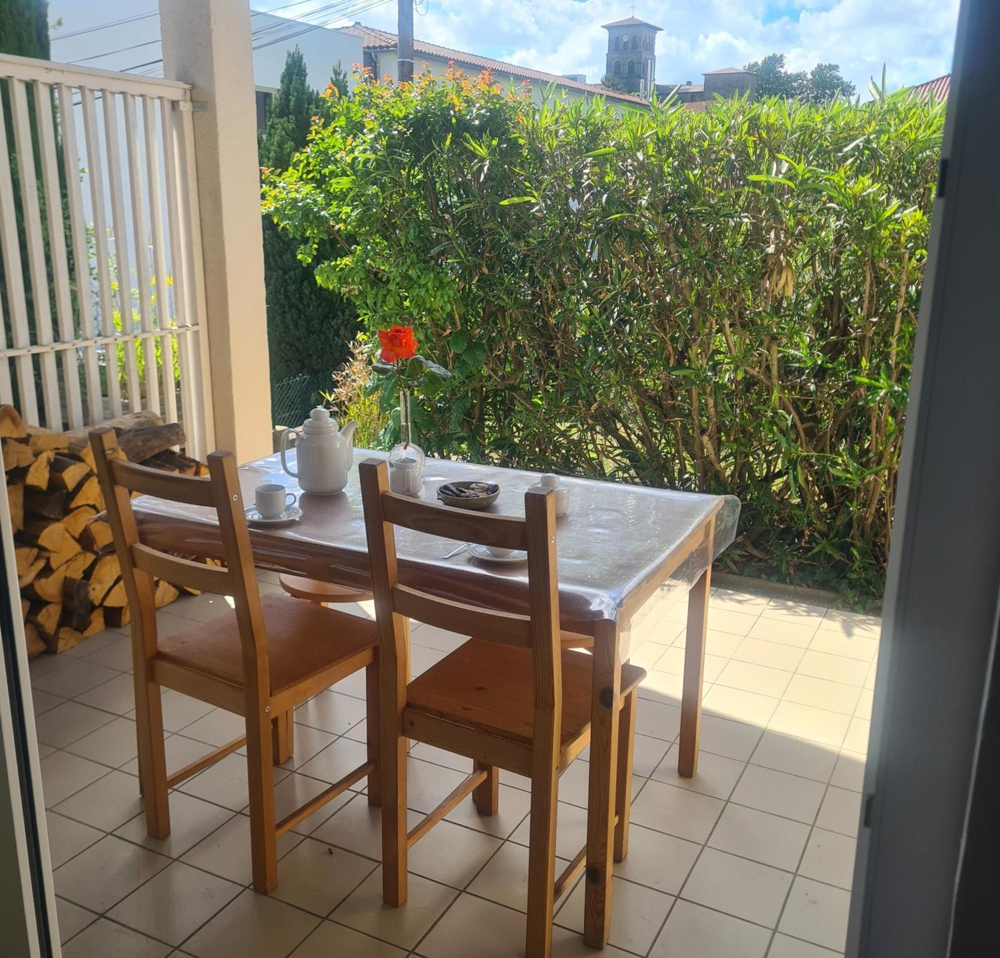 Bed and Breakfast La Parenthese Des Collines Saint-Donat-sur-l'Herbasse Экстерьер фото